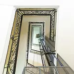 Little Oleandra - Central Turin