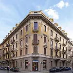 Little Oleandra - Central Turin